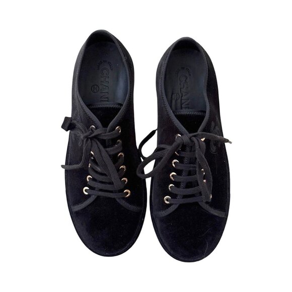 Chanel black velour CC sneakers size 37.5 - Picture 2 of 8